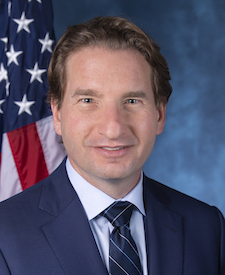 Portrait of Dean Phillips