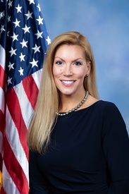 Portrait of Beth Van Duyne